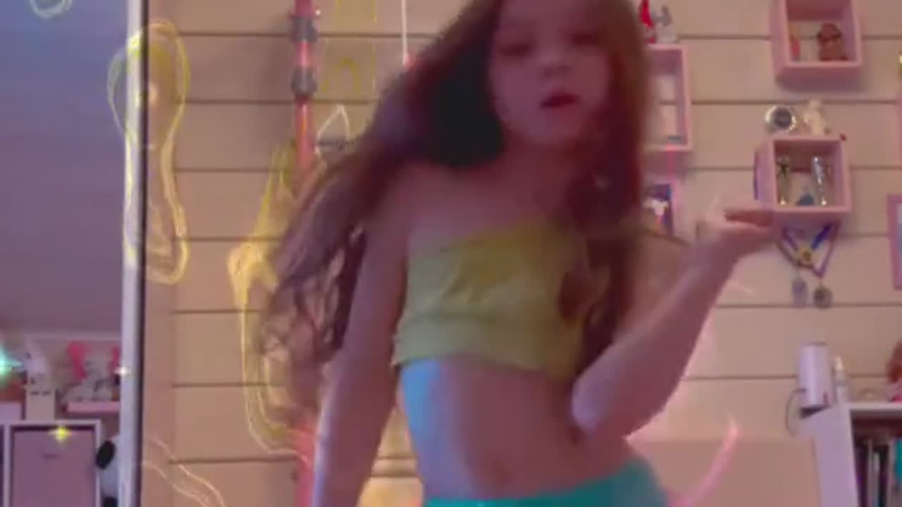 pantubeSmcvUaM82V1NDZqW